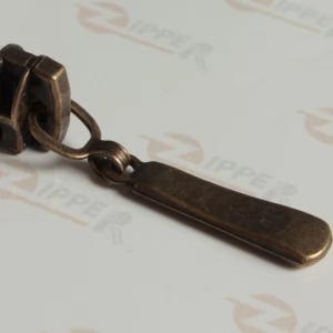 Бегунок Тип 5    6709   на спиральную молнию, антик (уп.100шт.)