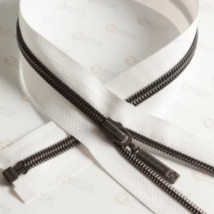 Спиральная молния Т7 белый, звено Black Silver, 80см. 1б. fashion