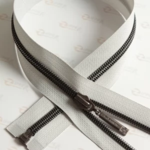 Спиральная молния Т7 серый, звено Black Silver, 80см. 1б. fashion